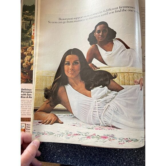 Ladies Home Journal Magazine April 1971 Amy Vanderbilt - Picture 9 of 15